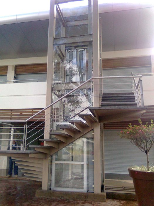 ELEVADORES DE PASAJEROS